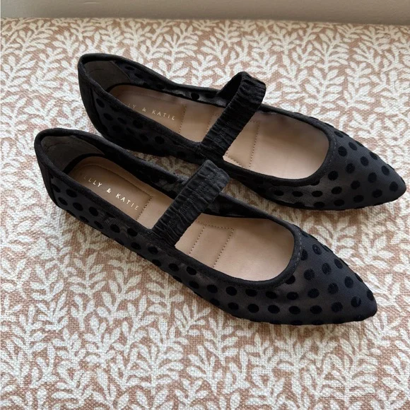 Pointed Toe Black Polka Dot Mary Jane Flats - Picture 2 of 6
